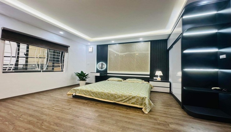 Cho thuê nhà mặt phố Liễu Giai - Ba Đình - 190m - 3 tầng - 180 triệu - KD bất chấp mọi loại hình